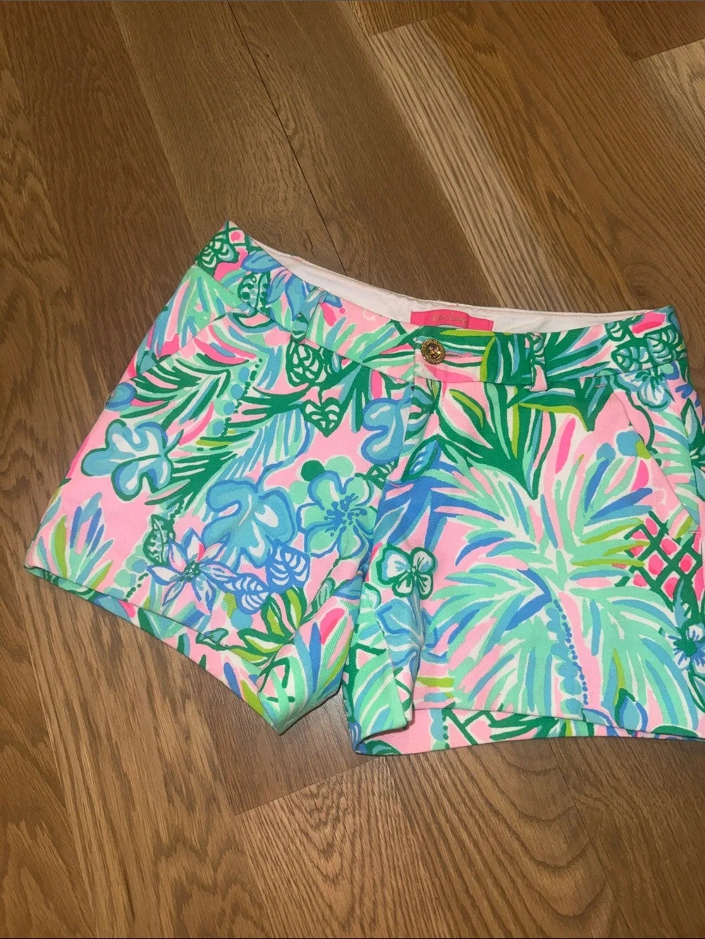 Lilly Pulitzer Pink Tropical Floral Print Women’s Shorts